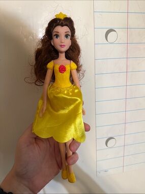 open lace back dress Disney Wish Asha of Rosas Adventure Pack Fashion Doll main image 0
